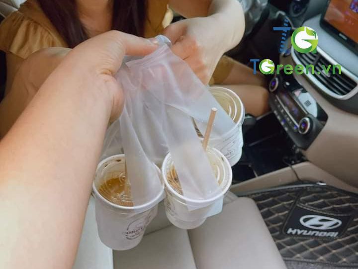 thói quen mua Cafe mang đi take away
