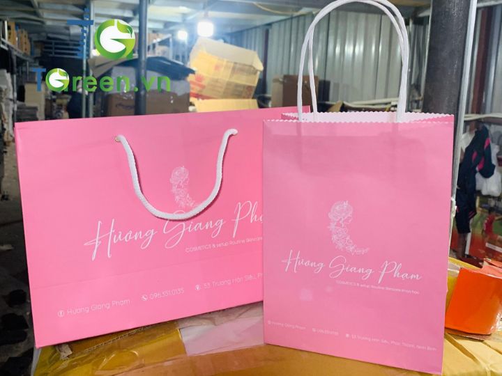 Túi giấy Kraft in logo màu hồng
