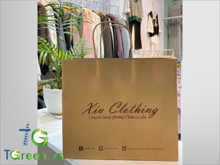 túi giấy đựng quần áo thời trang đẹp